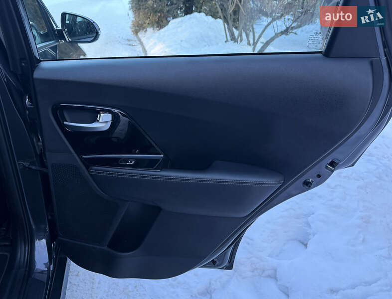 Позашляховик / Кросовер Kia Niro 2019 в Тернополі фото 77 Позашляховик / Кросовер Kia Niro 2019 в Тернополі