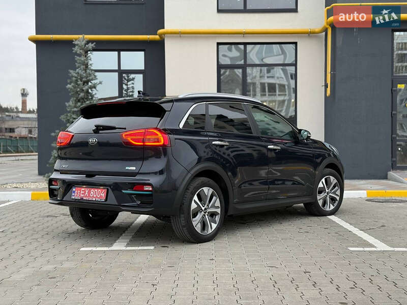Внедорожник / Кроссовер Kia Niro 2020 в Киеве