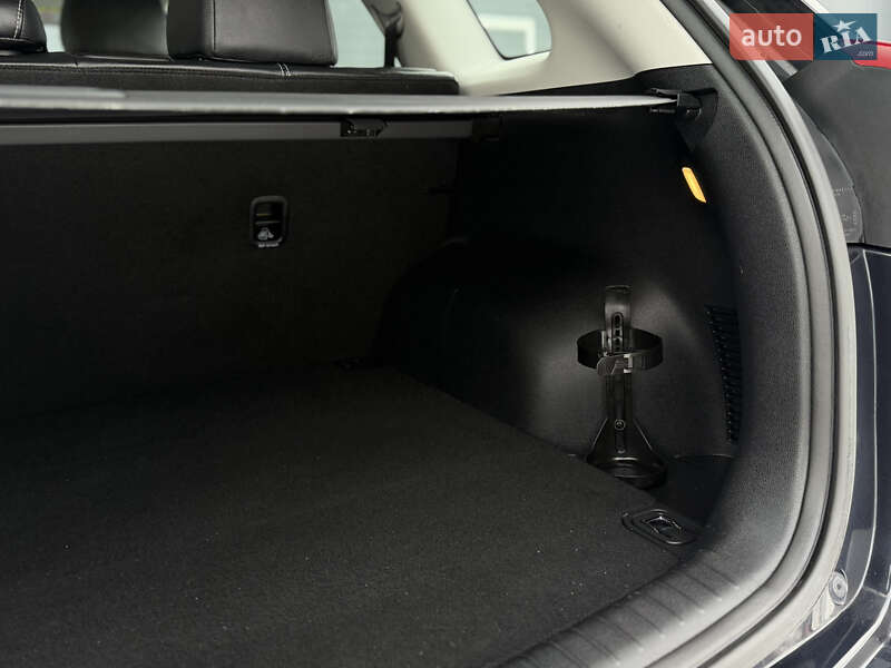 Позашляховик / Кросовер Kia Niro 2020 в Дубні фото 39 Позашляховик / Кросовер Kia Niro 2020 в Дубні