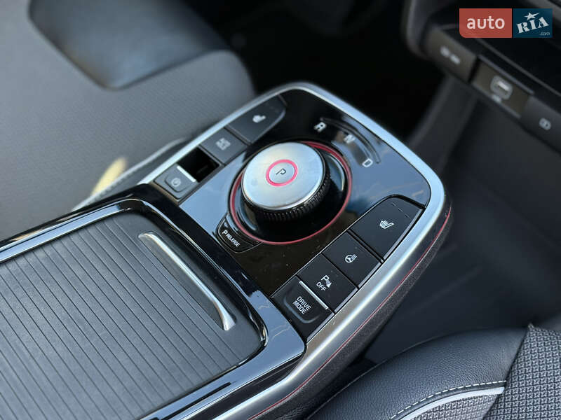 Внедорожник / Кроссовер Kia Niro 2020 в Виннице фото 18 Внедорожник / Кроссовер Kia Niro 2020 в Виннице