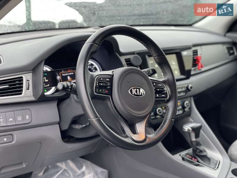Позашляховик / Кросовер Kia Niro 2019 в Бердичеві фото 26 Позашляховик / Кросовер Kia Niro 2019 в Бердичеві