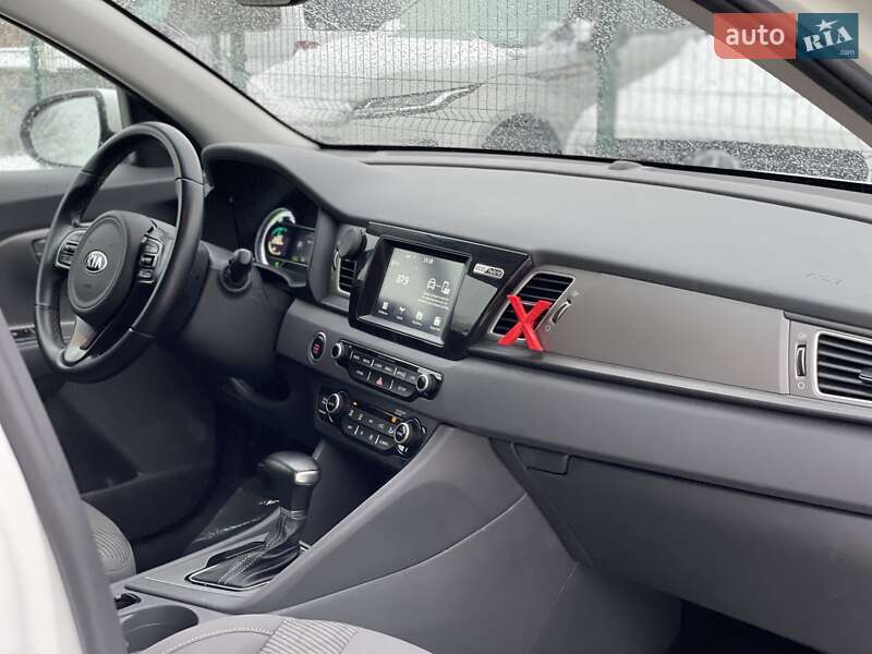 Позашляховик / Кросовер Kia Niro 2019 в Бердичеві фото 35 Позашляховик / Кросовер Kia Niro 2019 в Бердичеві