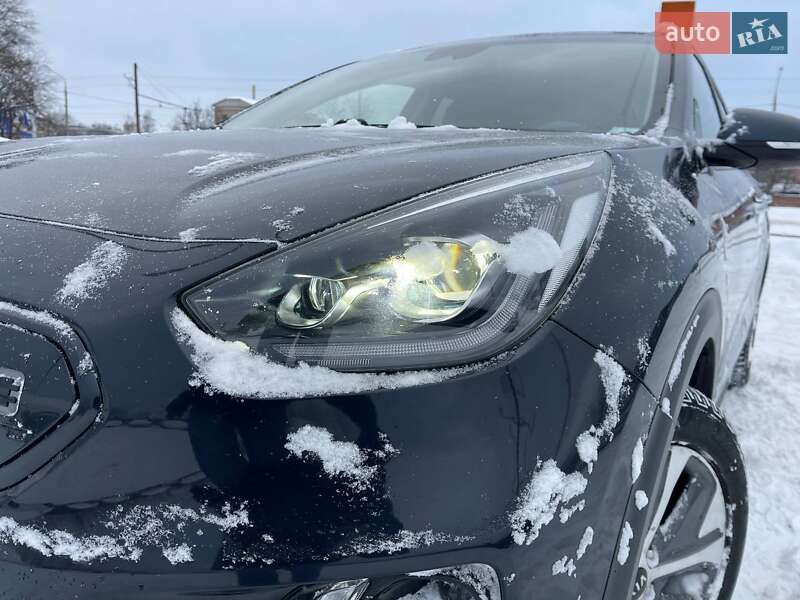 Позашляховик / Кросовер Kia Niro 2019 в Львові