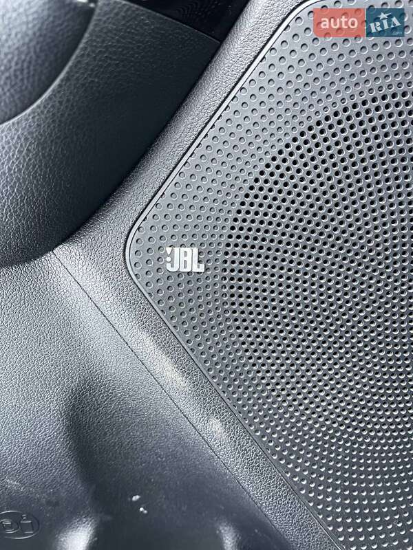 Позашляховик / Кросовер Kia Niro 2019 в Львові