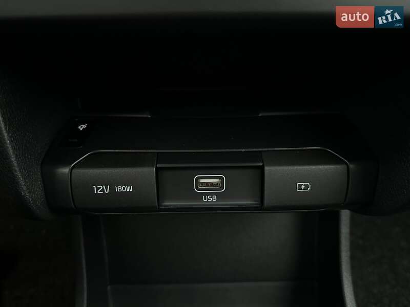 Внедорожник / Кроссовер Kia Niro 2021 в Львове