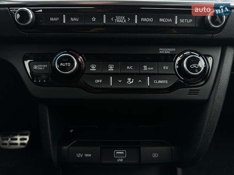 Внедорожник / Кроссовер Kia Niro 2021 в Львове