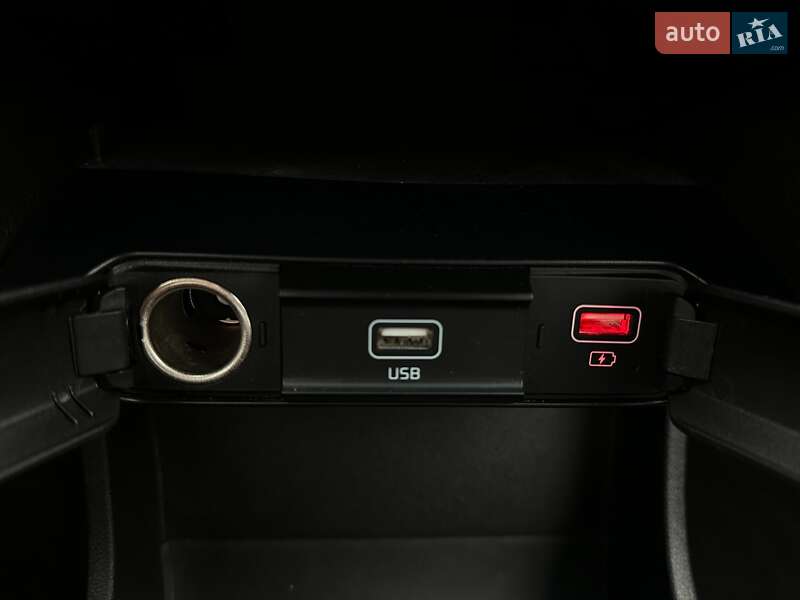 Внедорожник / Кроссовер Kia Niro 2021 в Львове