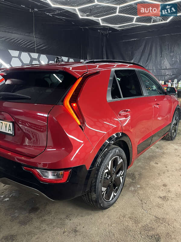 Внедорожник / Кроссовер Kia Niro 2023 в Житомире