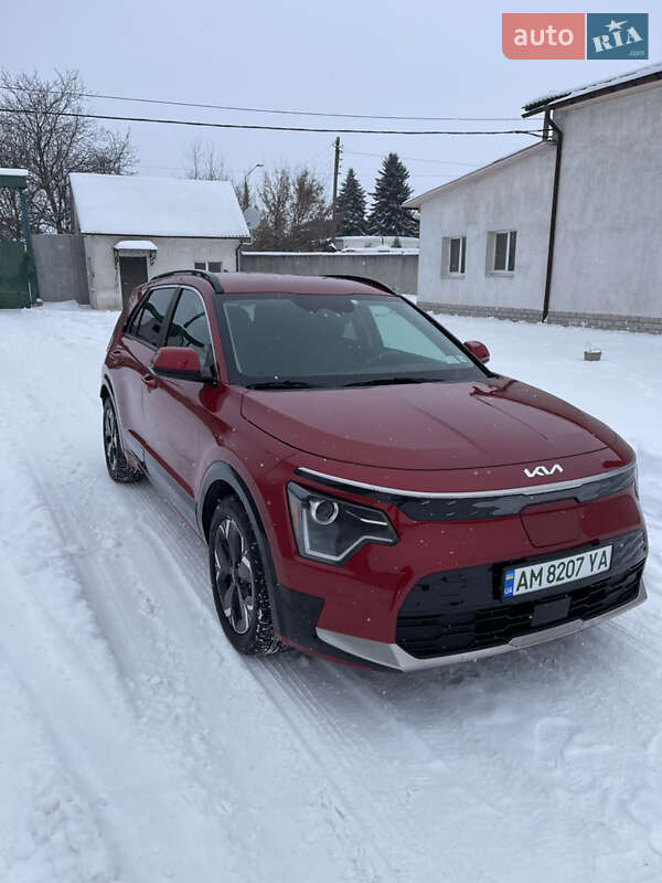 Внедорожник / Кроссовер Kia Niro 2023 в Житомире