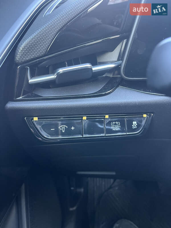 Внедорожник / Кроссовер Kia Niro 2022 в Чернигове фото 11 Внедорожник / Кроссовер Kia Niro 2022 в Чернигове