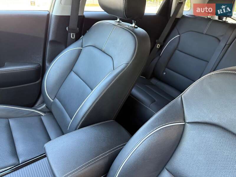 Внедорожник / Кроссовер Kia Niro 2021 в Харькове фото 24 Внедорожник / Кроссовер Kia Niro 2021 в Харькове