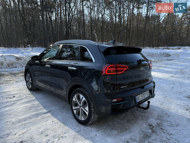Внедорожник / Кроссовер Kia Niro 2020 в Львове