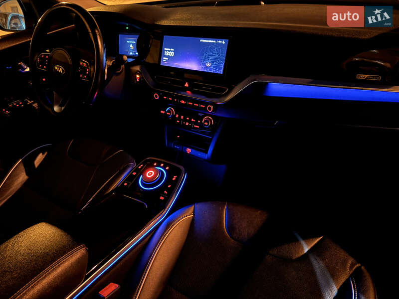 Внедорожник / Кроссовер Kia Niro 2020 в Львове