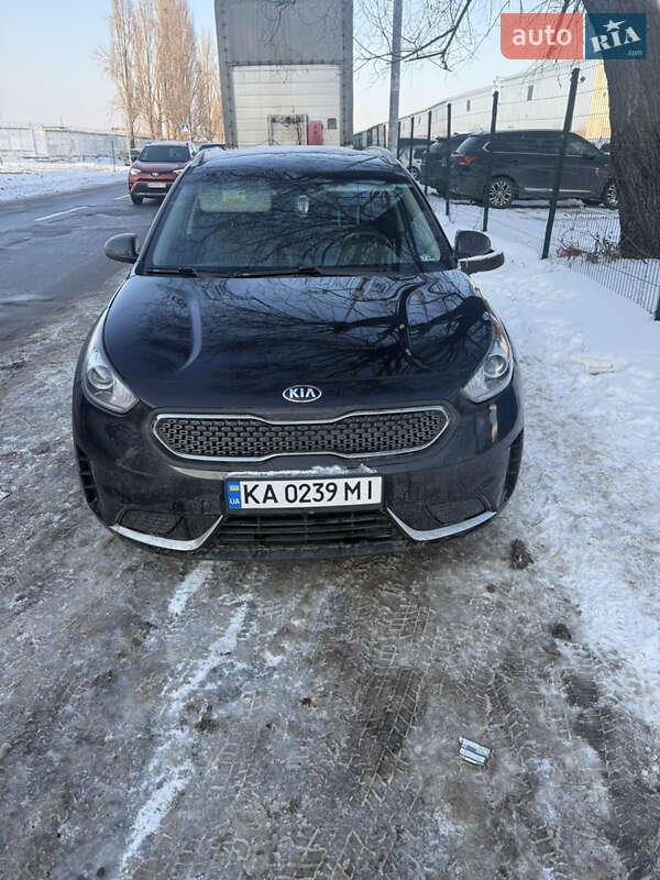Внедорожник / Кроссовер Kia Niro 2017 в Киеве фото Внедорожник / Кроссовер Kia Niro 2017 в Киеве