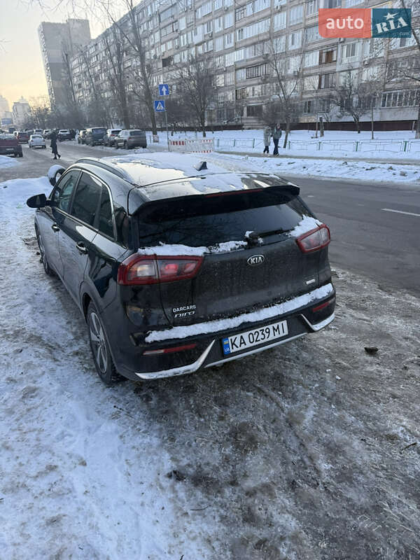Внедорожник / Кроссовер Kia Niro 2017 в Киеве фото 4 Внедорожник / Кроссовер Kia Niro 2017 в Киеве