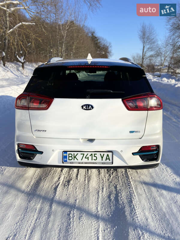 Внедорожник / Кроссовер Kia Niro 2019 в Ровно фото 9 Внедорожник / Кроссовер Kia Niro 2019 в Ровно