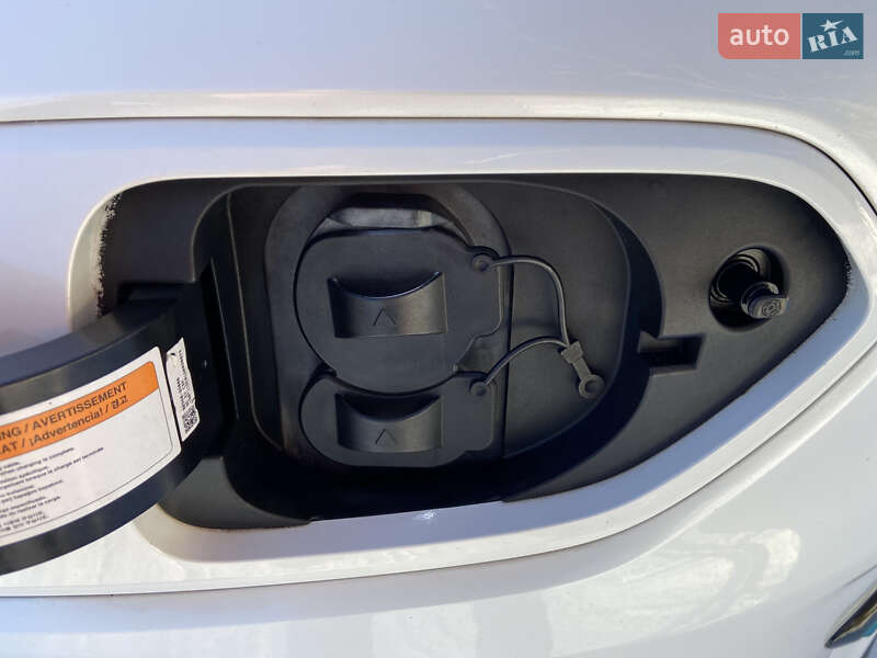 Внедорожник / Кроссовер Kia Niro 2019 в Ровно фото 15 Внедорожник / Кроссовер Kia Niro 2019 в Ровно