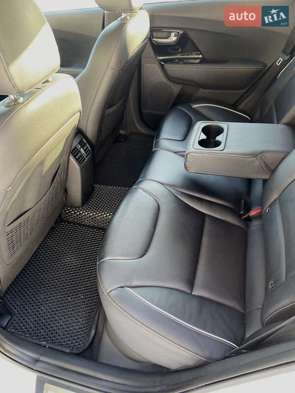 Внедорожник / Кроссовер Kia Niro 2019 в Ровно фото 34 Внедорожник / Кроссовер Kia Niro 2019 в Ровно