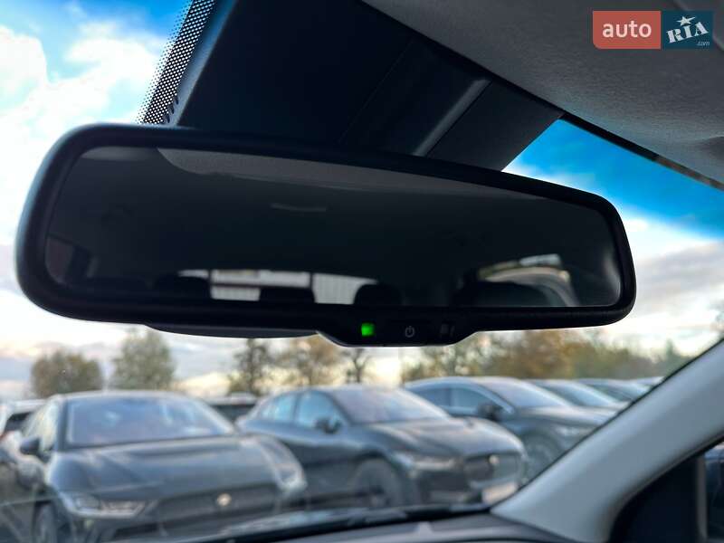 Позашляховик / Кросовер Kia Niro 2020 в Львові