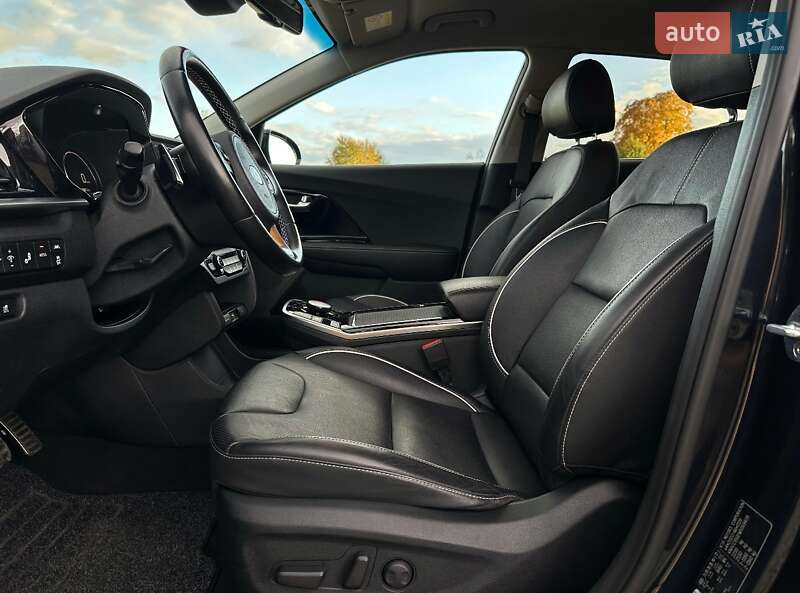 Позашляховик / Кросовер Kia Niro 2020 в Львові