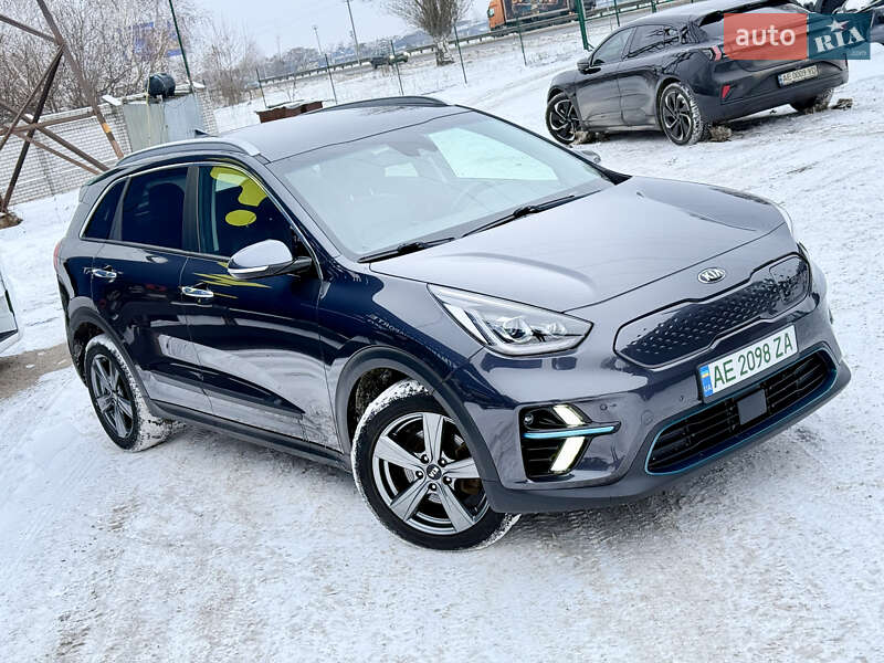 Внедорожник / Кроссовер Kia Niro 2020 в Днепре фото 2 Внедорожник / Кроссовер Kia Niro 2020 в Днепре