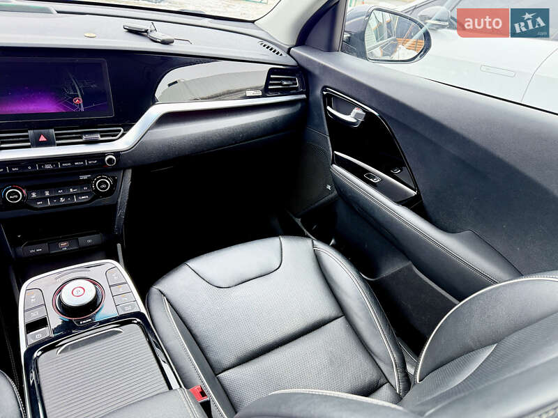 Внедорожник / Кроссовер Kia Niro 2020 в Днепре фото 7 Внедорожник / Кроссовер Kia Niro 2020 в Днепре
