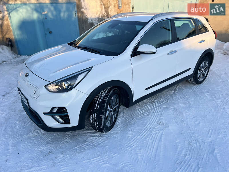 Внедорожник / Кроссовер Kia Niro 2020 в Бродах