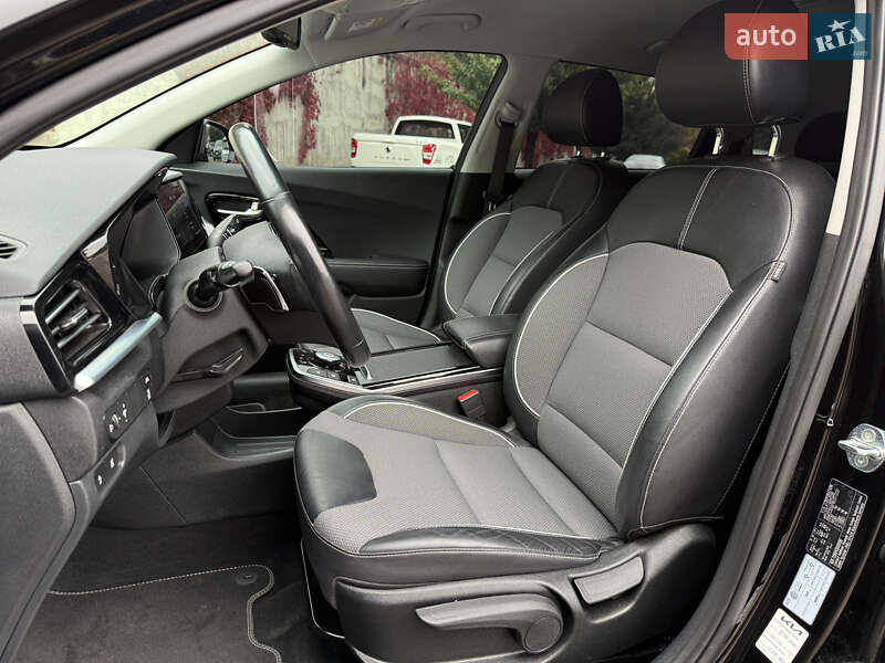 Внедорожник / Кроссовер Kia Niro 2022 в Ровно фото 25 Внедорожник / Кроссовер Kia Niro 2022 в Ровно