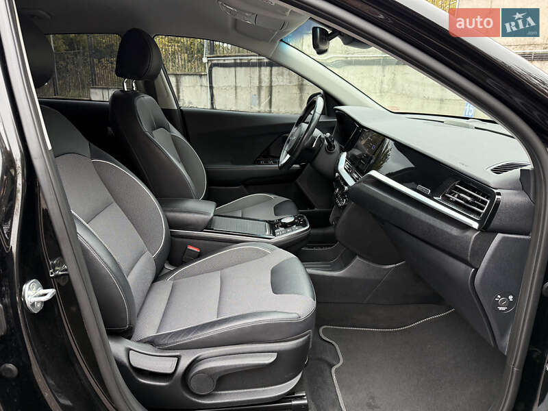 Внедорожник / Кроссовер Kia Niro 2022 в Ровно фото 31 Внедорожник / Кроссовер Kia Niro 2022 в Ровно