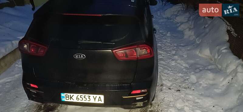 Внедорожник / Кроссовер Kia Niro 2018 в Ровно фото 25 Внедорожник / Кроссовер Kia Niro 2018 в Ровно