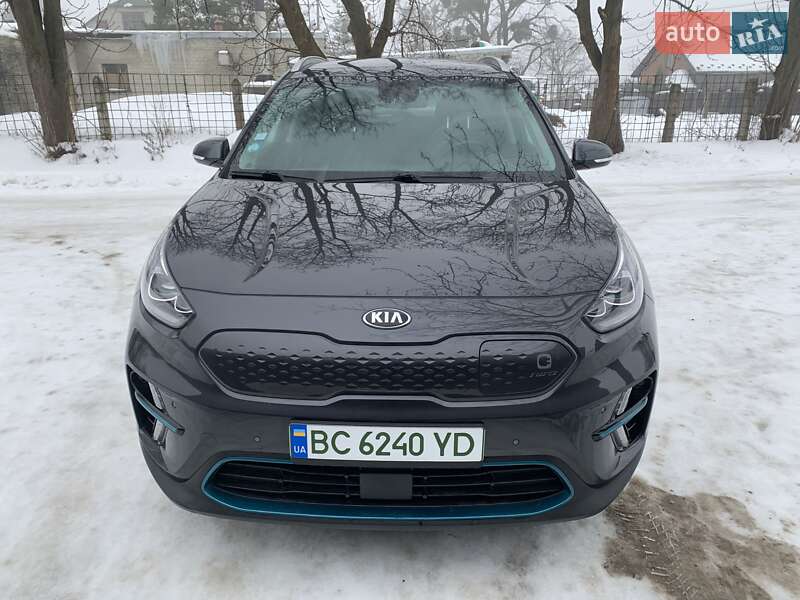 Позашляховик / Кросовер Kia Niro 2020 в Львові