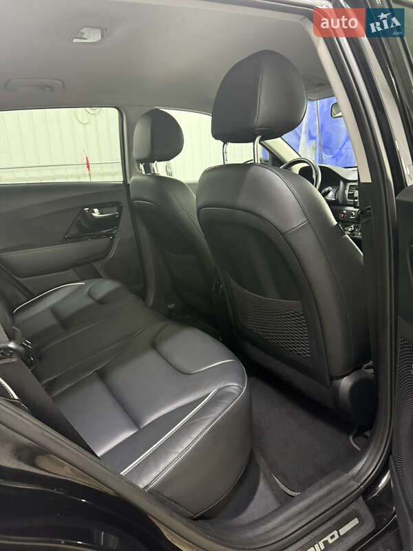 Внедорожник / Кроссовер Kia Niro 2019 в Житомире фото 6 Внедорожник / Кроссовер Kia Niro 2019 в Житомире