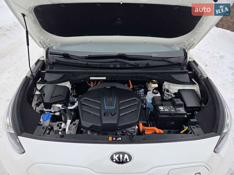 Внедорожник / Кроссовер Kia Niro 2020 в Дубно