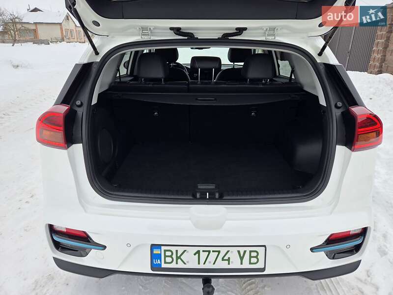 Внедорожник / Кроссовер Kia Niro 2020 в Дубно