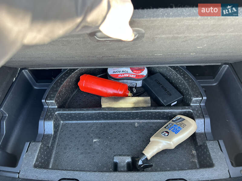 Внедорожник / Кроссовер Kia Niro 2020 в Львове фото 15 Внедорожник / Кроссовер Kia Niro 2020 в Львове