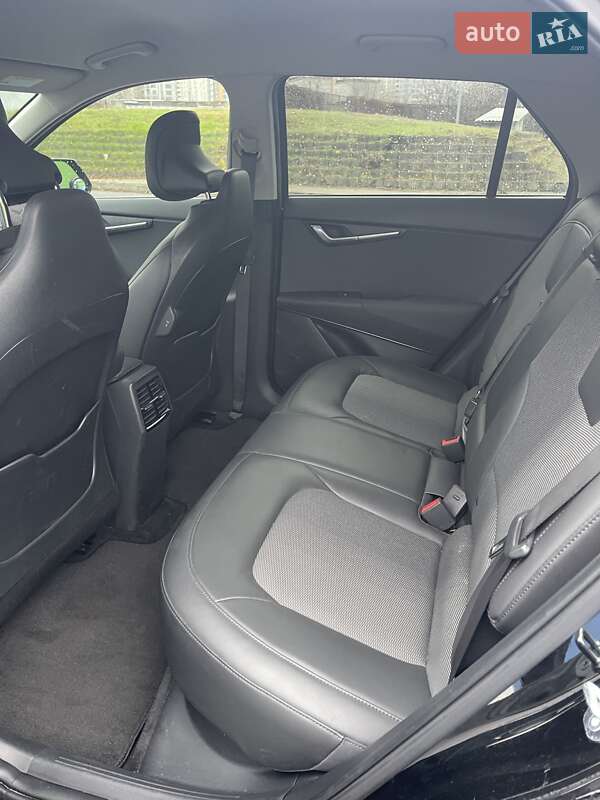 Внедорожник / Кроссовер Kia Niro 2023 в Киеве