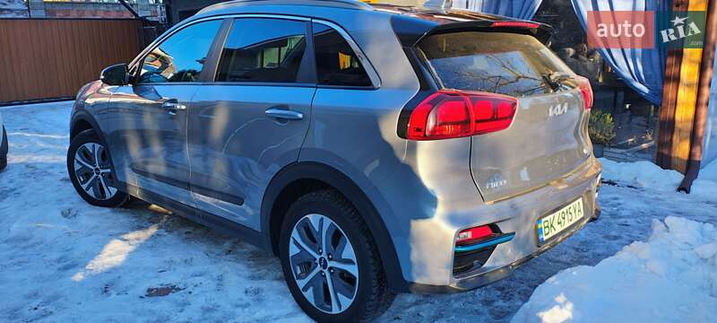 Внедорожник / Кроссовер Kia Niro 2022 в Ровно