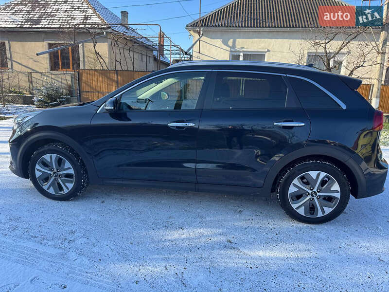 Позашляховик / Кросовер Kia Niro 2019 в Виноградові