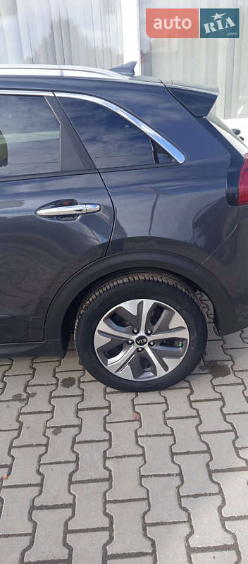 Внедорожник / Кроссовер Kia Niro 2019 в Дрогобыче