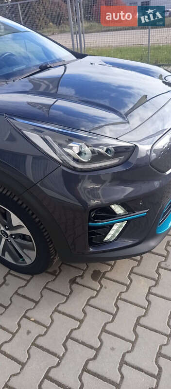 Внедорожник / Кроссовер Kia Niro 2019 в Дрогобыче