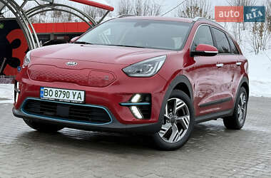 Внедорожник / Кроссовер Kia Niro 2020 в Тернополе
