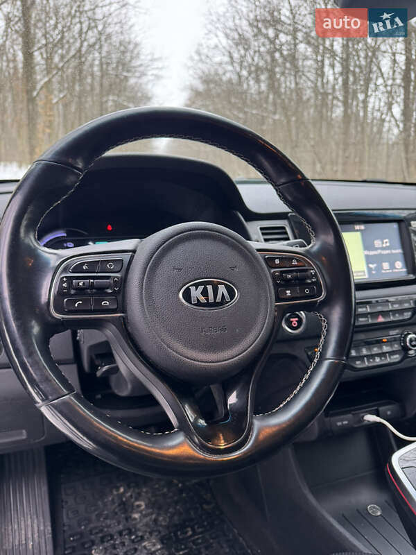 Внедорожник / Кроссовер Kia Niro 2019 в Каменец-Подольском