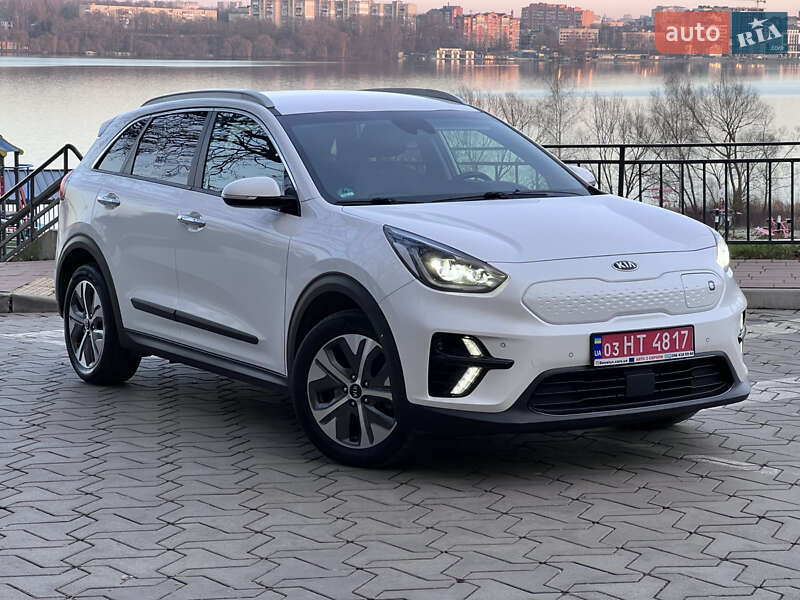 Позашляховик / Кросовер Kia Niro 2020 в Тернополі