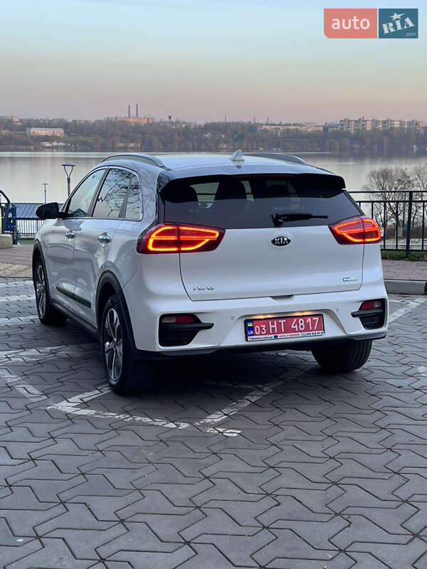 Позашляховик / Кросовер Kia Niro 2020 в Тернополі