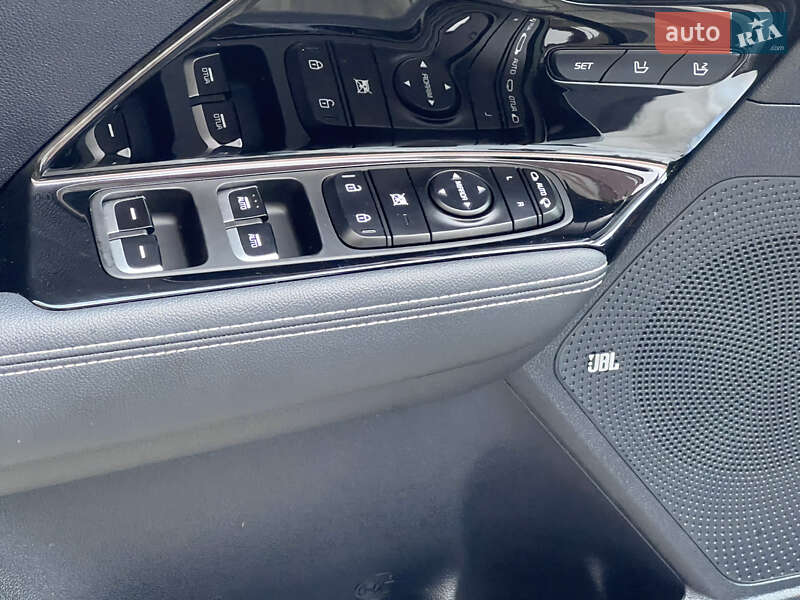 Позашляховик / Кросовер Kia Niro 2020 в Тернополі