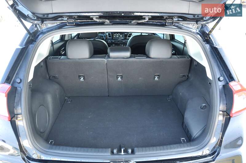 Внедорожник / Кроссовер Kia Niro 2019 в Львове фото 25 Внедорожник / Кроссовер Kia Niro 2019 в Львове