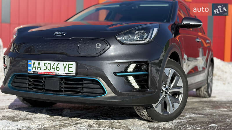 Внедорожник / Кроссовер Kia Niro 2019 в Киеве