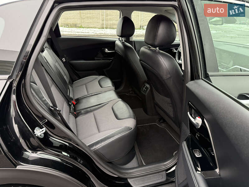 Внедорожник / Кроссовер Kia Niro 2021 в Харькове