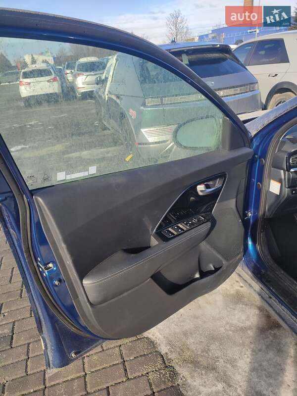 Внедорожник / Кроссовер Kia Niro 2022 в Львове