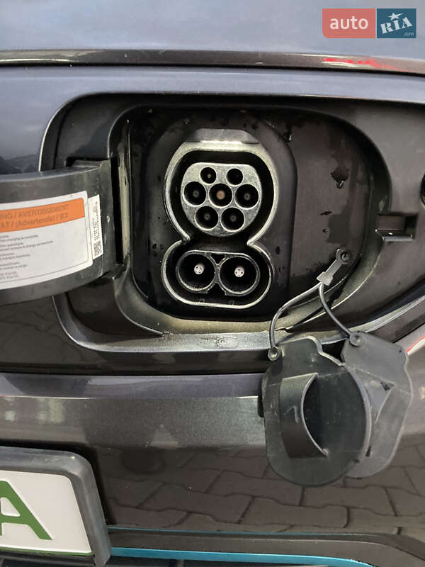 Внедорожник / Кроссовер Kia Niro 2020 в Черновцах